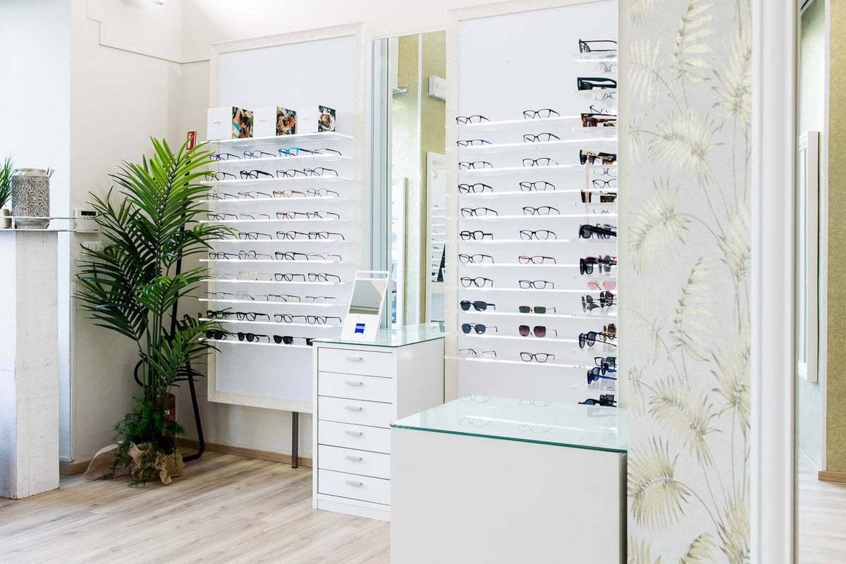 Ottica Deasti a Torino: una storia di famiglia, esperienza e attenzione al cliente